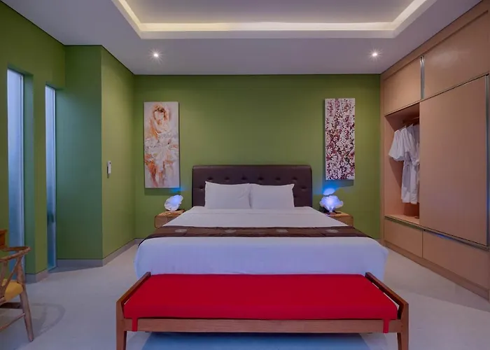 By Sanga Sanga Hospitality Villa *