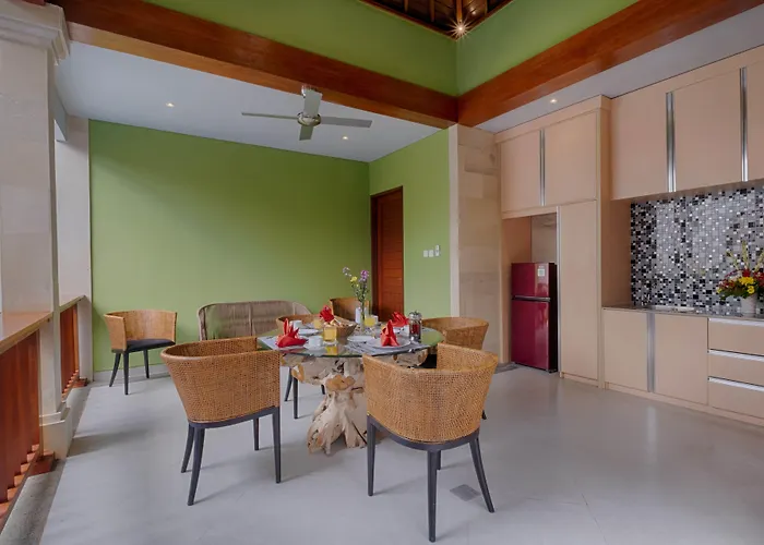By Sanga Sanga Hospitality Villa *
