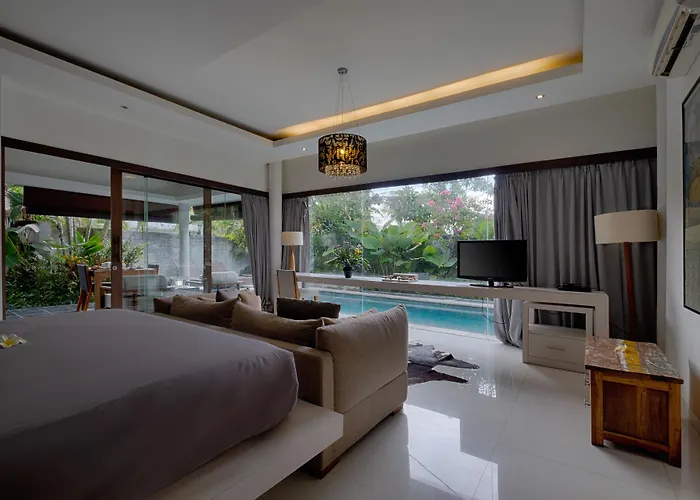 By Sanga Sanga Hospitality Villa