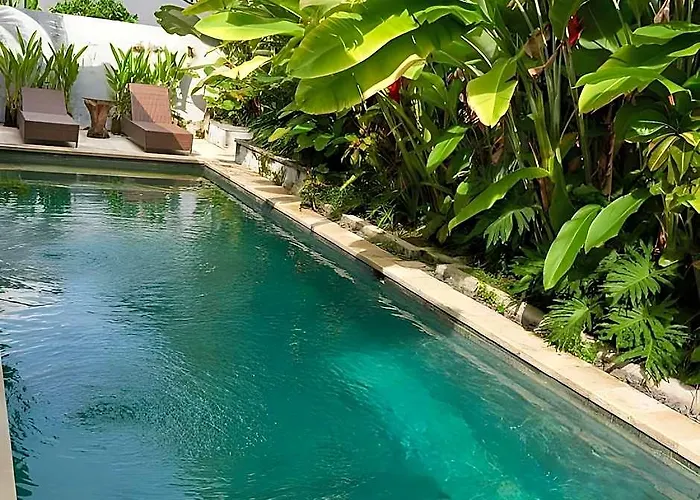 By Sanga Sanga Hospitality Villa *