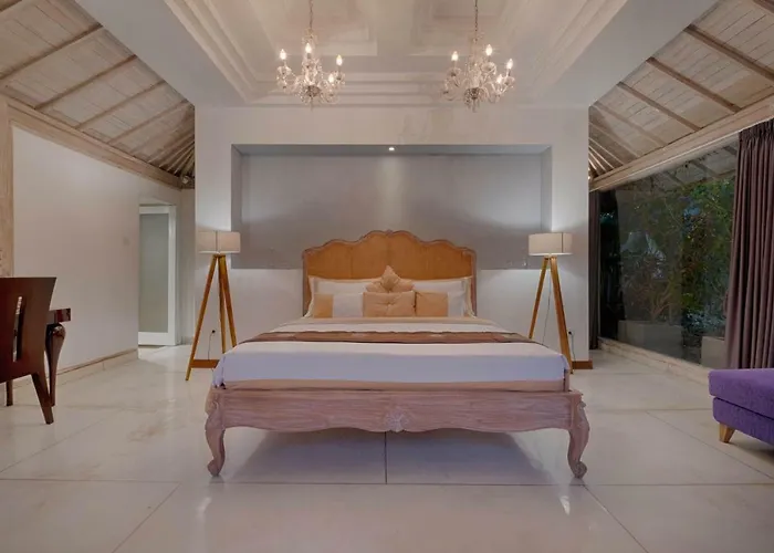 By Sanga Sanga Hospitality Villa *