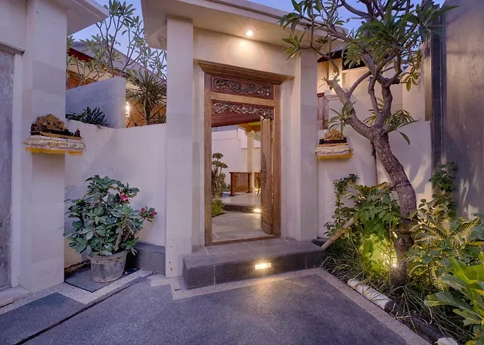 By Sanga Sanga Hospitality Villa *